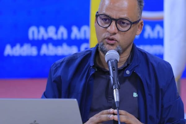 የአዲስ አበባ ገቢዎች ቢሮ በአጭር ወራት ወደ ተግባር እያሸጋገራቸው ያሉ አሰራሮች በንግዱ ማህበረሰብ የተነሱ ቅሬታዎችን ለመፍታት ያለውን ቁርጠኛ አቋም ማሳያ ናቸው ሲል የአዲስ አበባ ከተማ የንግድና ዘርፍ ም/ቤት አመራሮች ገለፁ፡፡